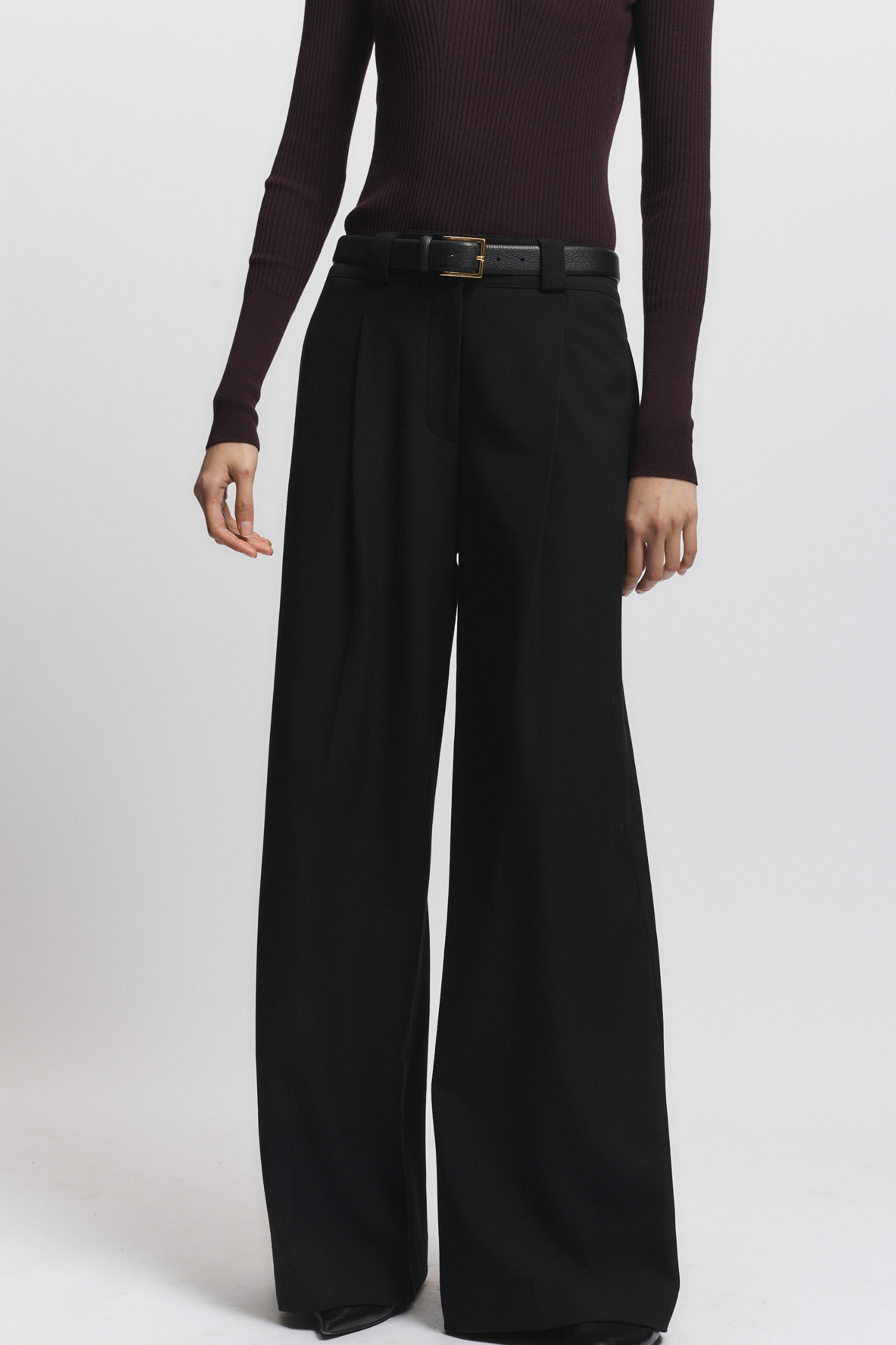 Tiffany Mid-Waisted Wideleg Trouser, Black – SAINT ART
