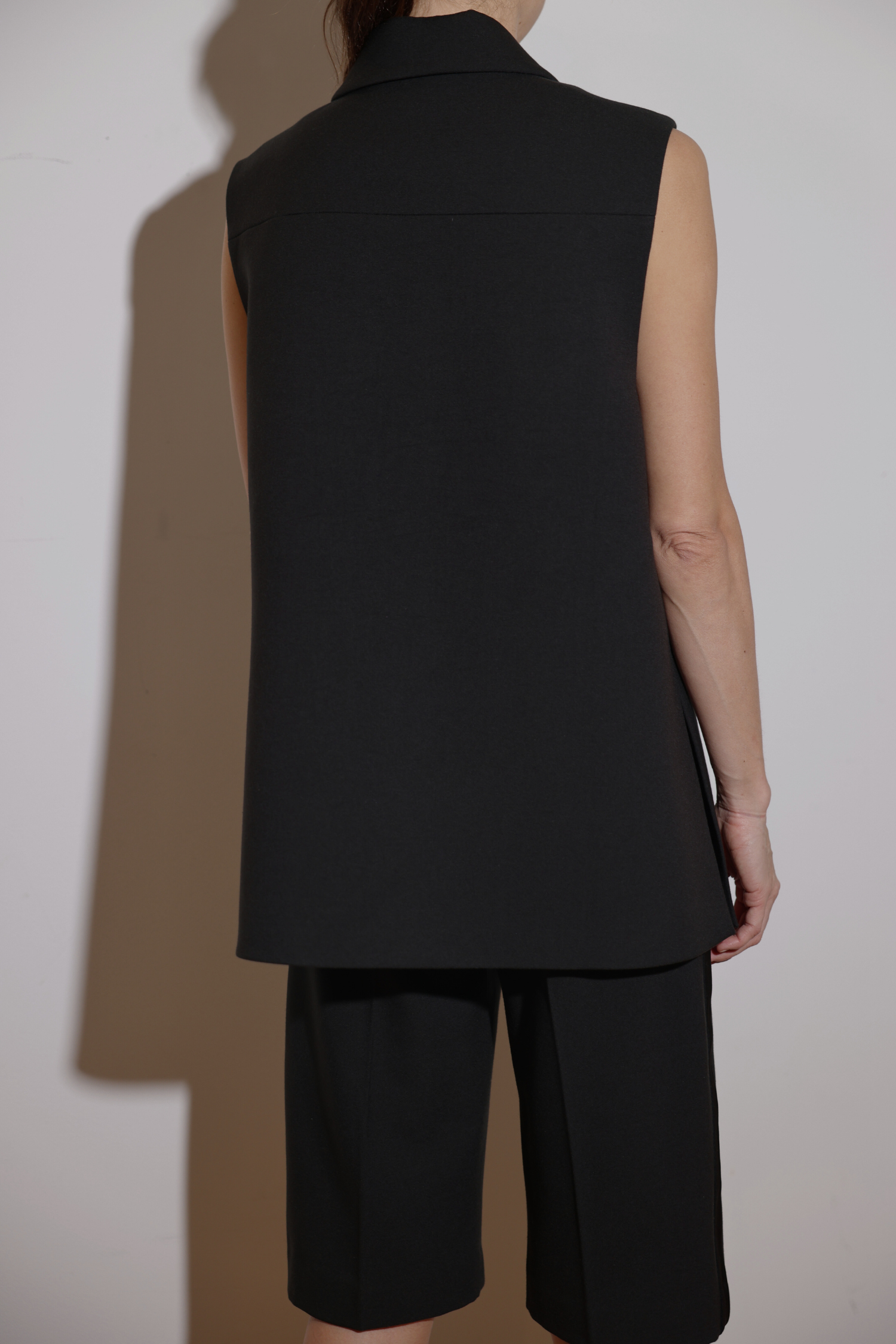color-Black