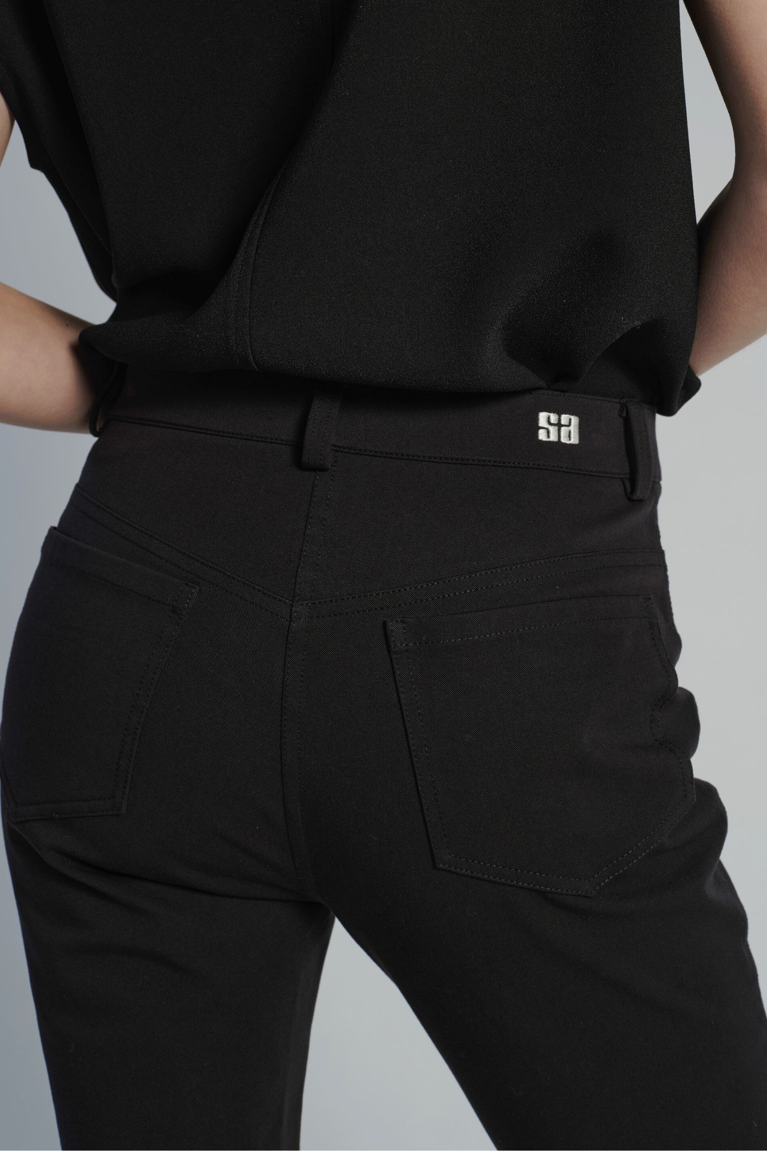 Preston Compact Stretch Pant, Black – SAINT ART