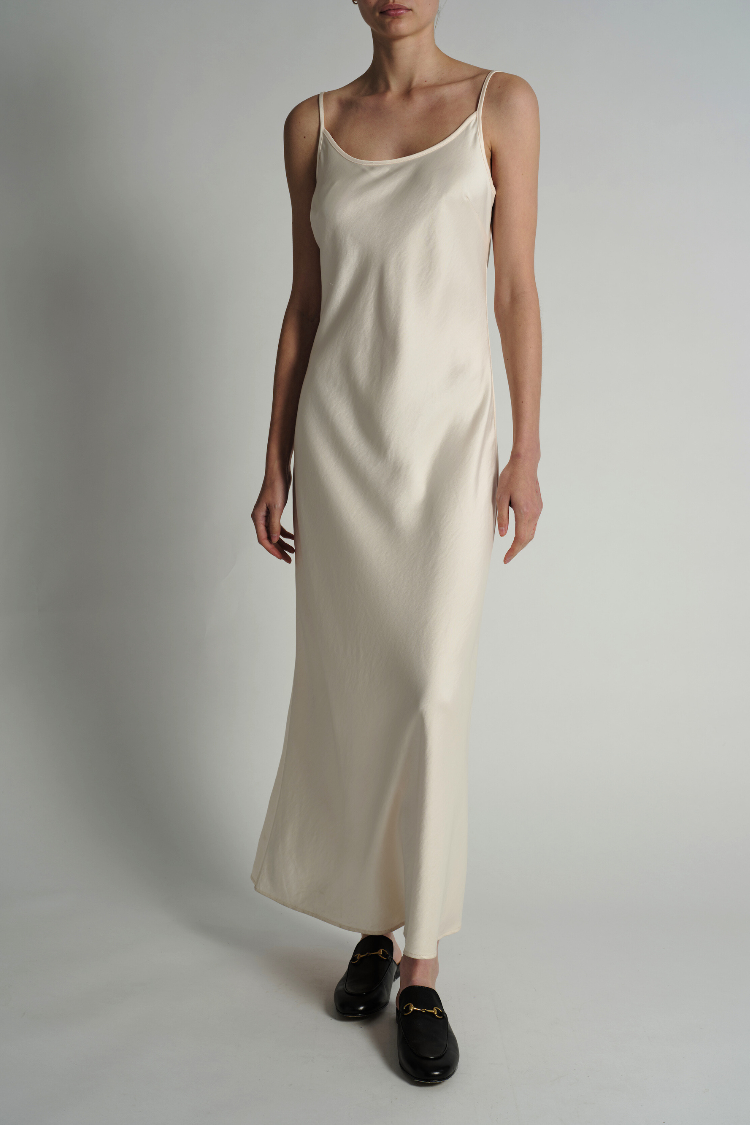 color-Ivory