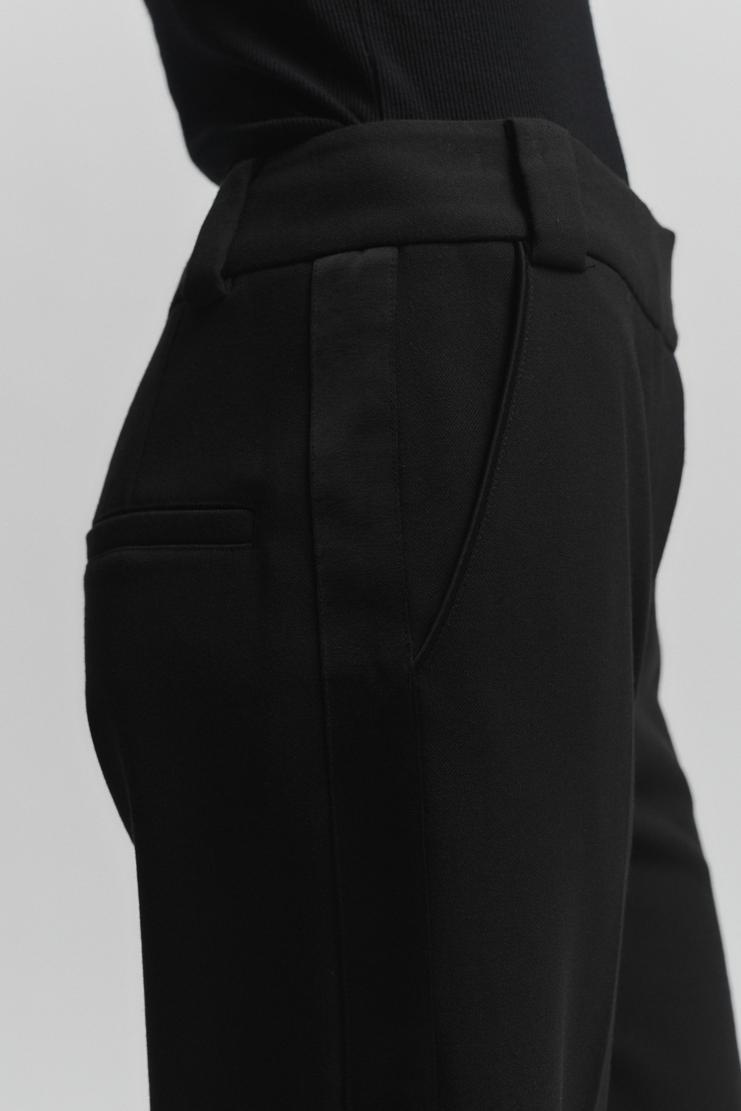 color-Black