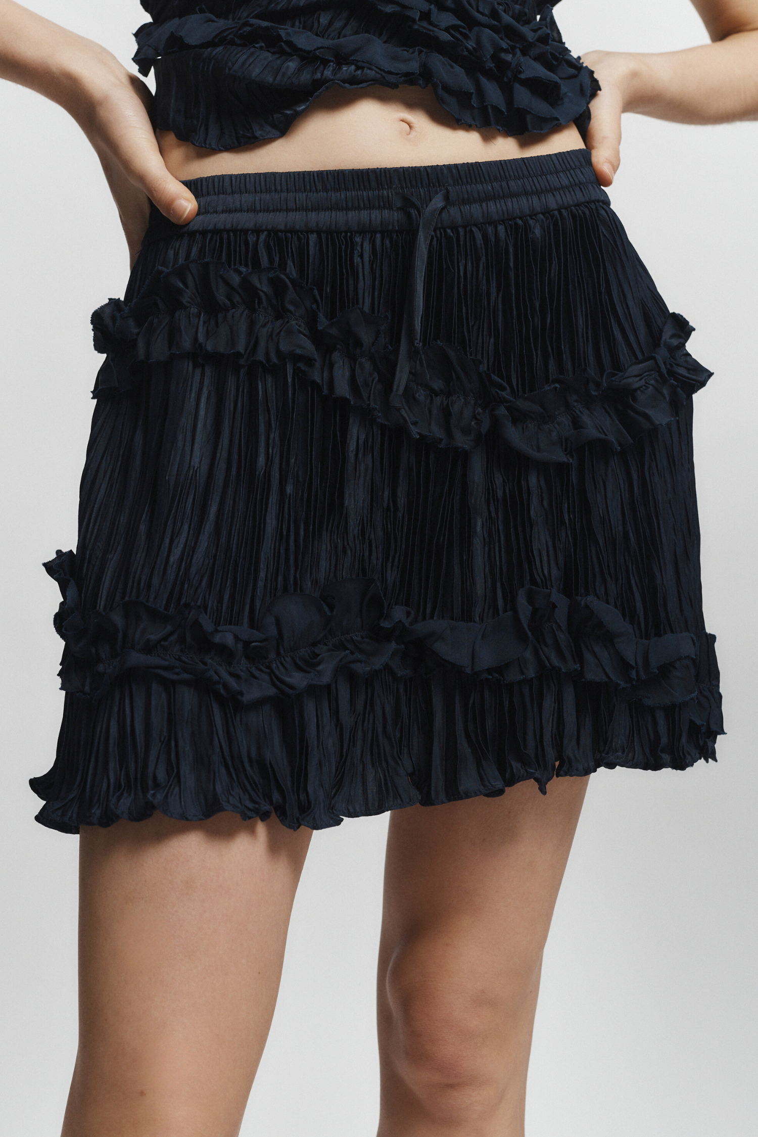 NAWS ワンピース　FULL PRINT HOURGLASS SKIRT Ella Printed Mini Skirt | GUESS Factory