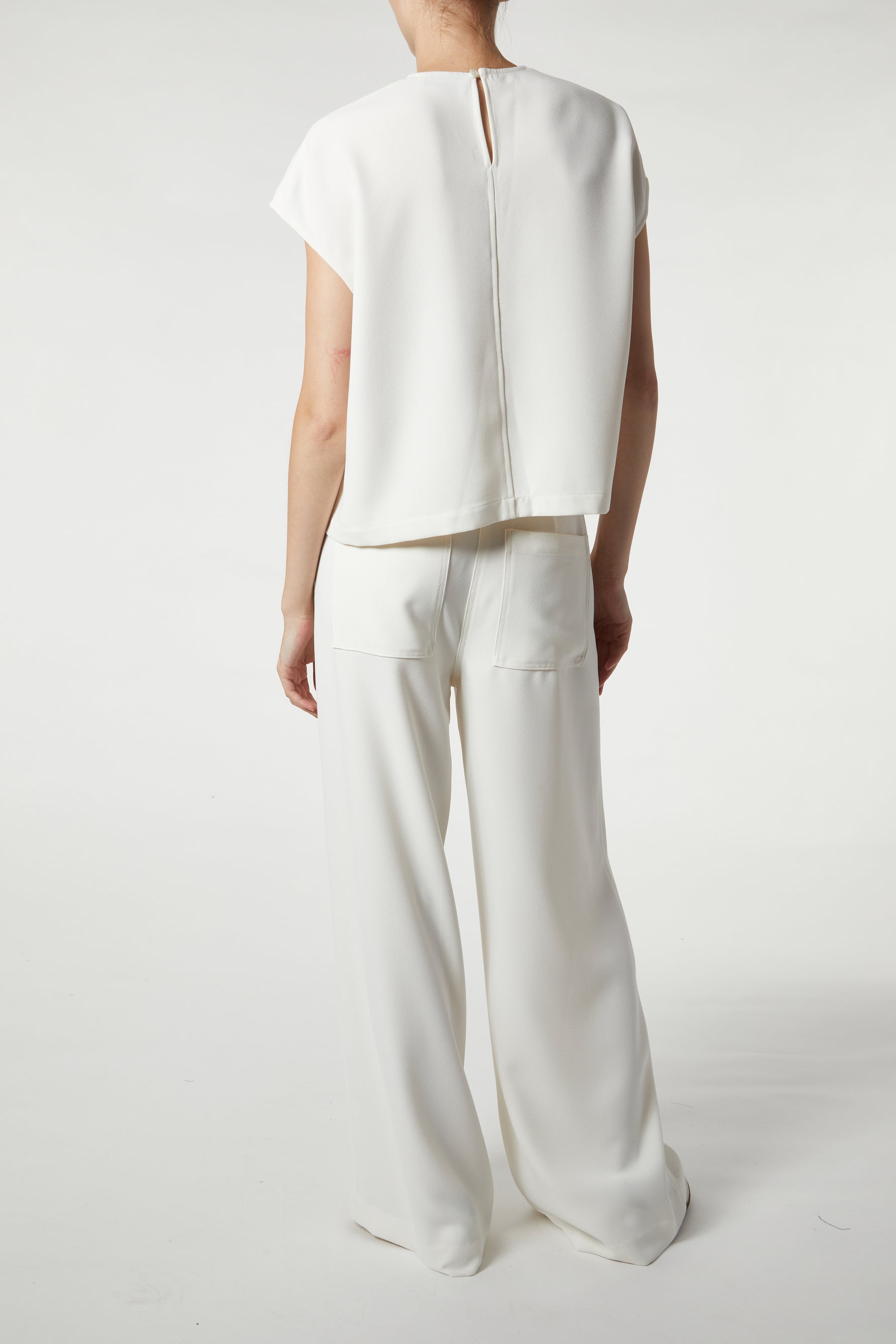color-Ivory