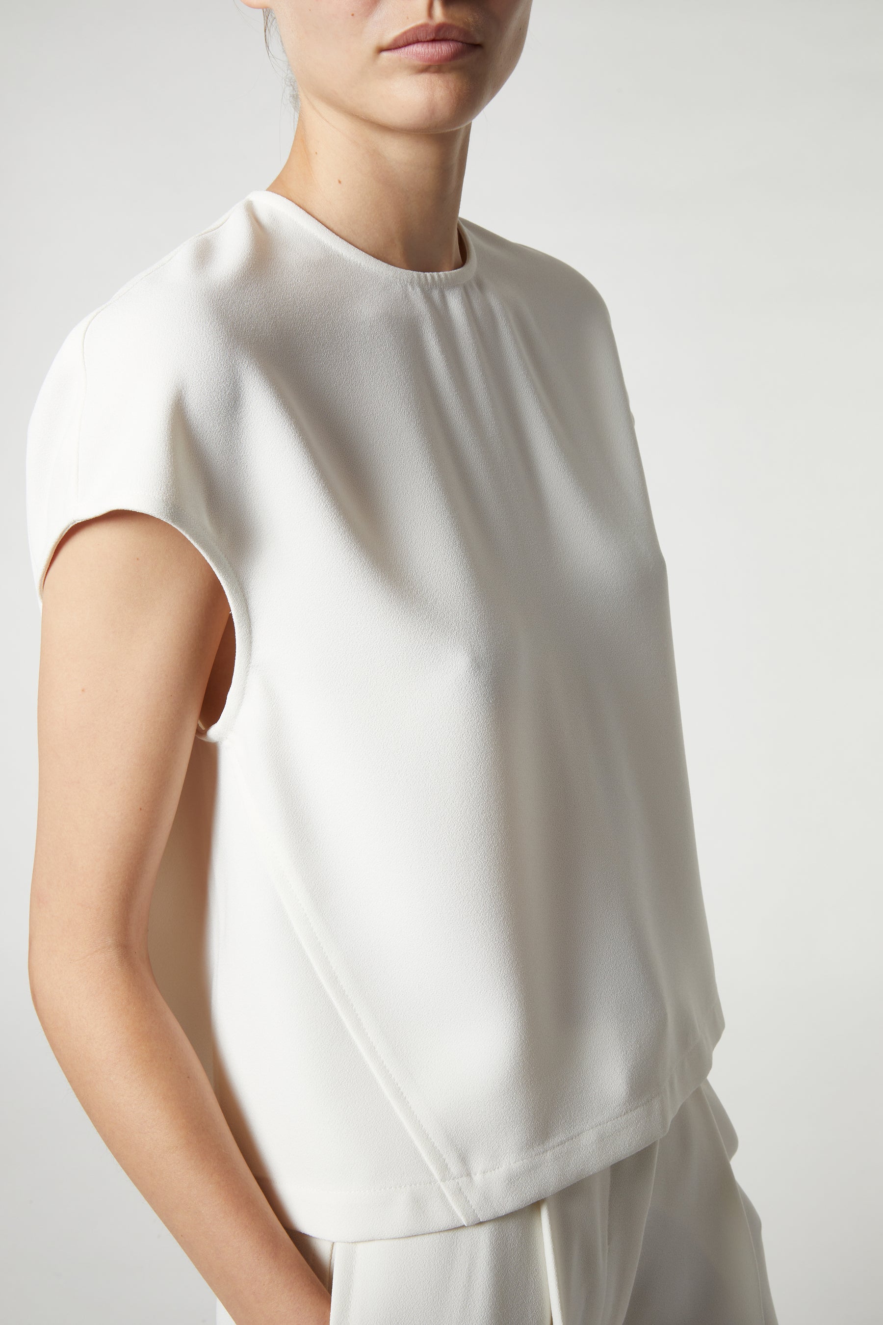 color-Ivory