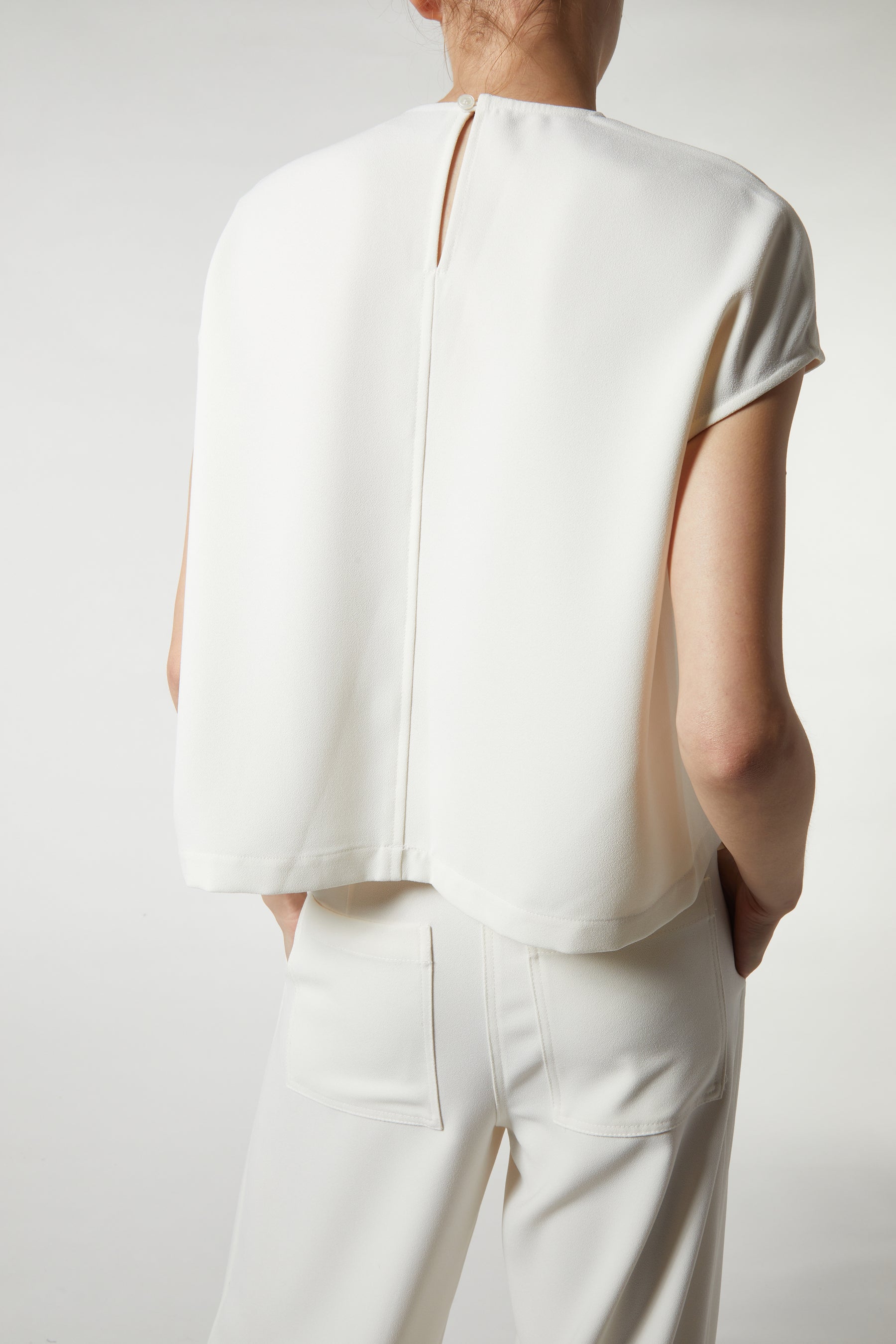 color-Ivory