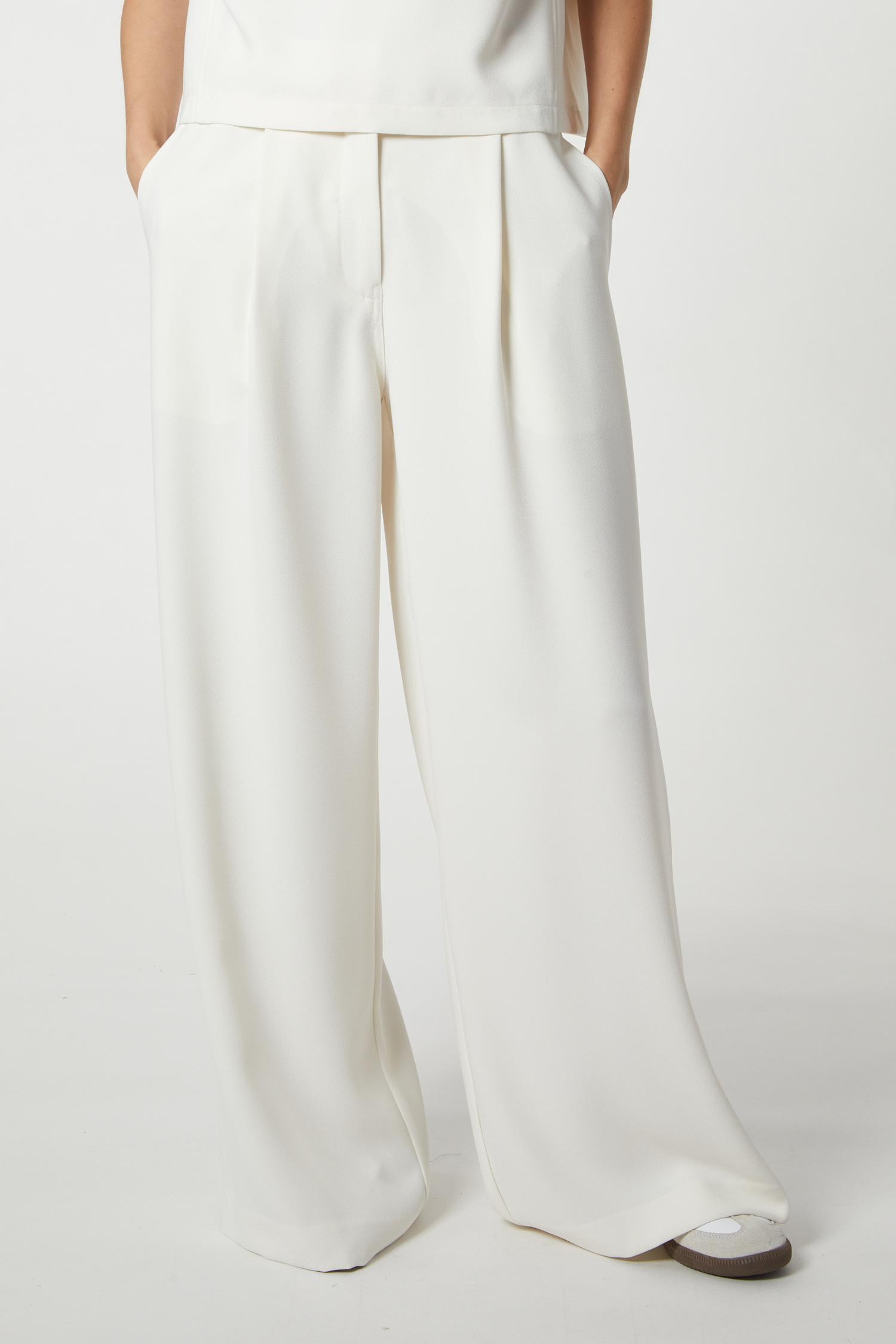 color-Ivory