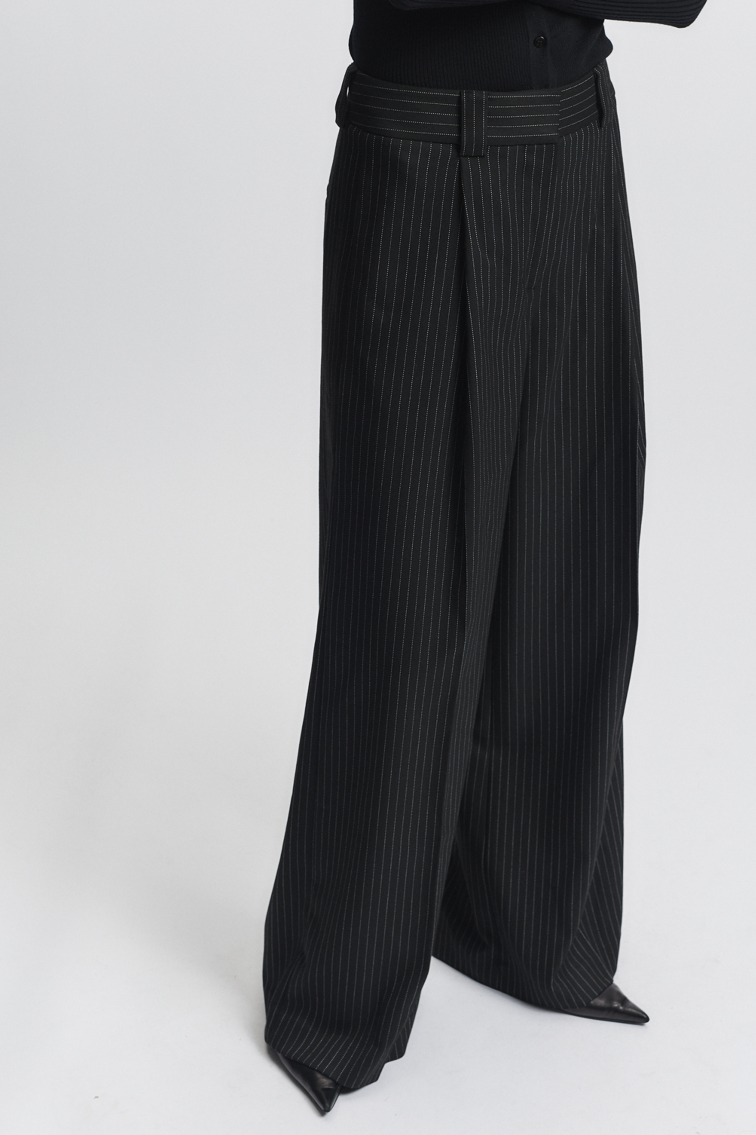 color-Charcoal Pinstripe