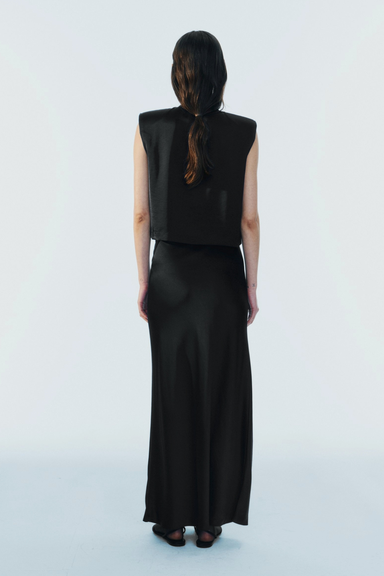 color-Black