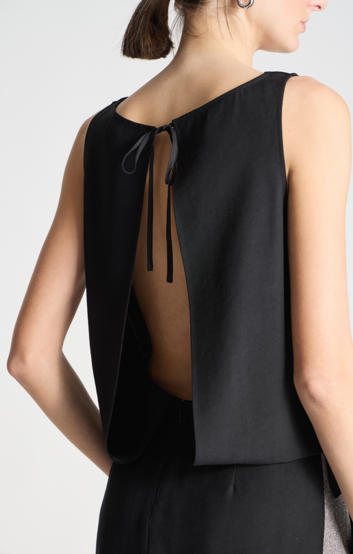 color-Black