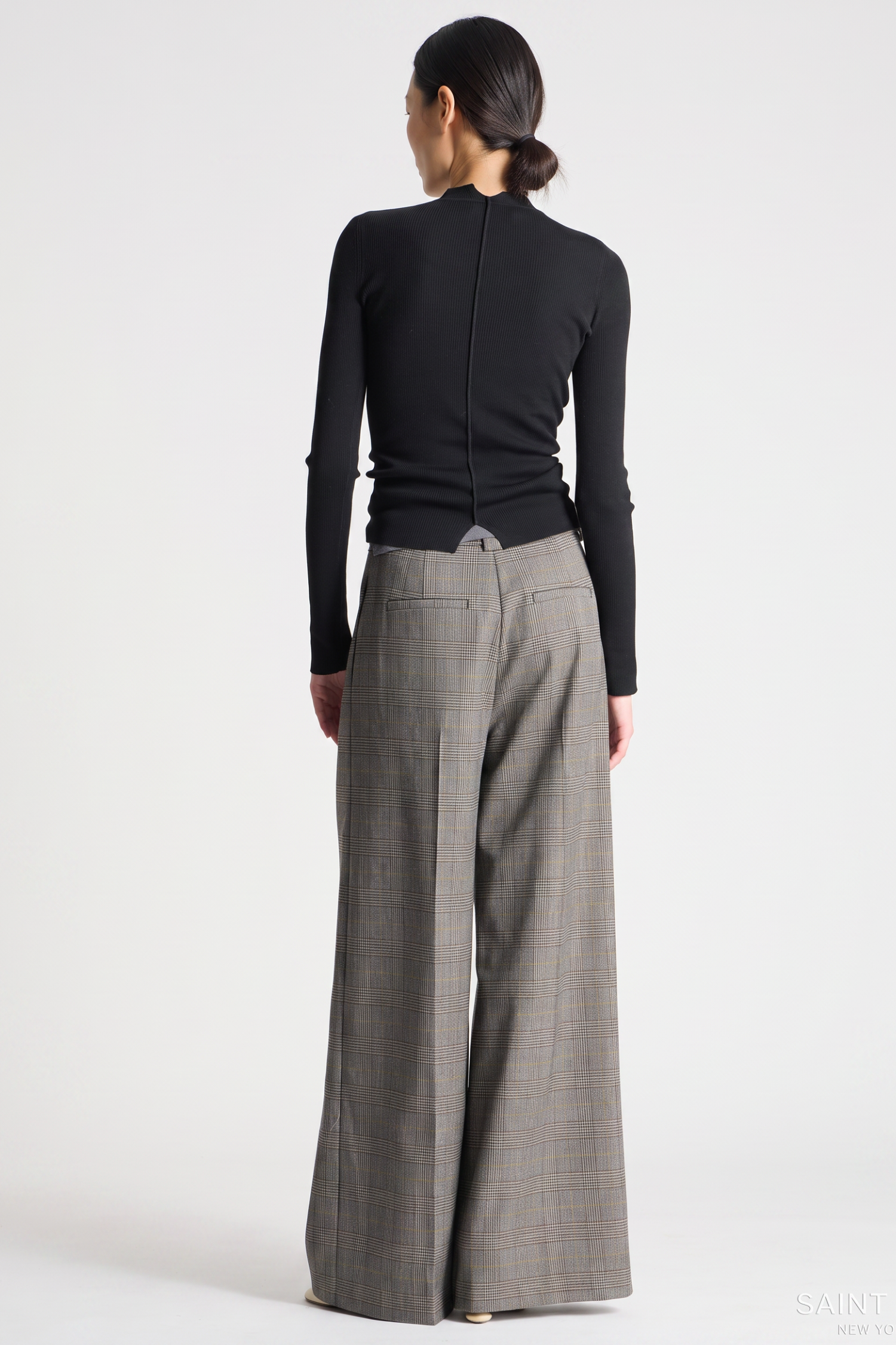 color-Dark Plaid