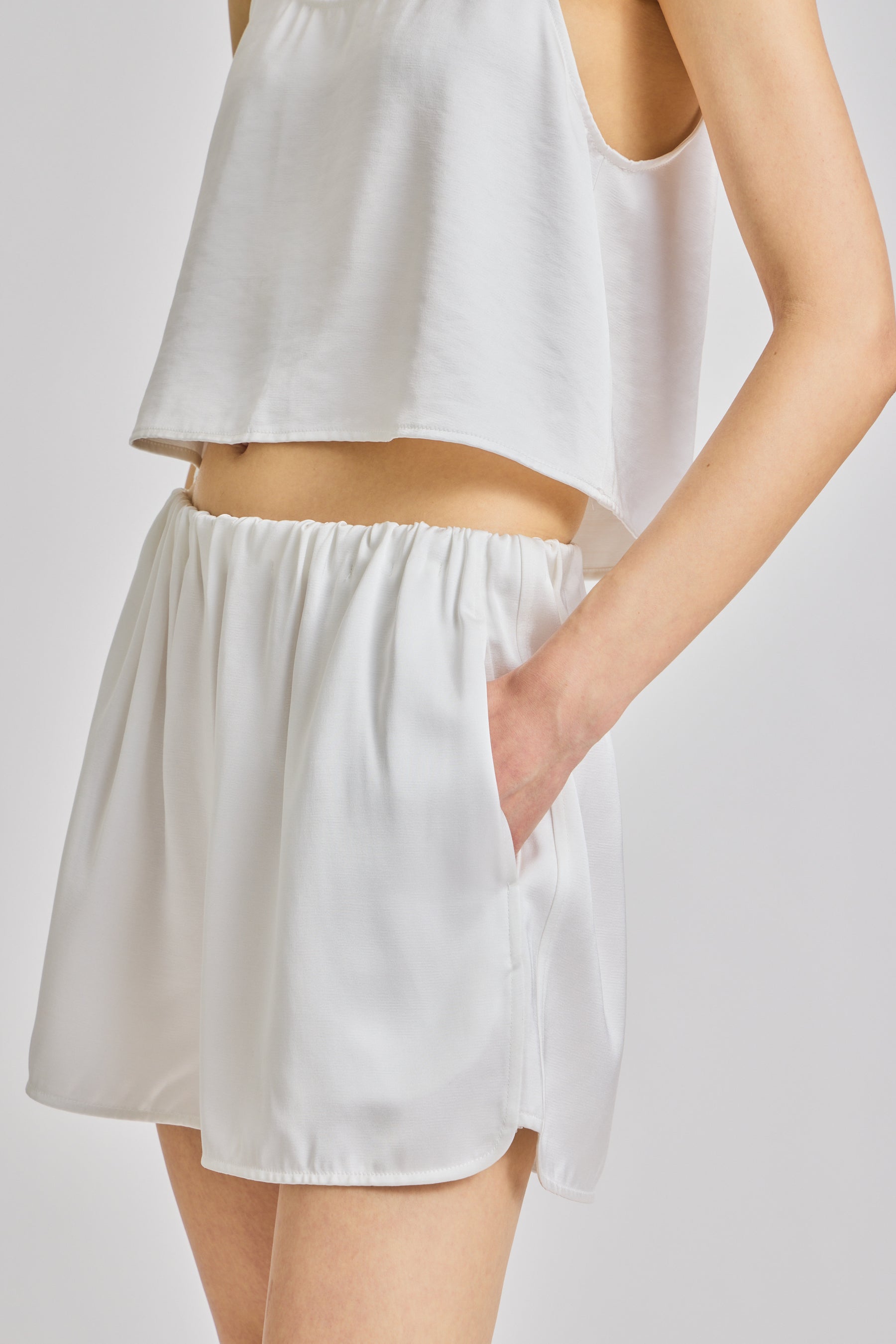 color-White