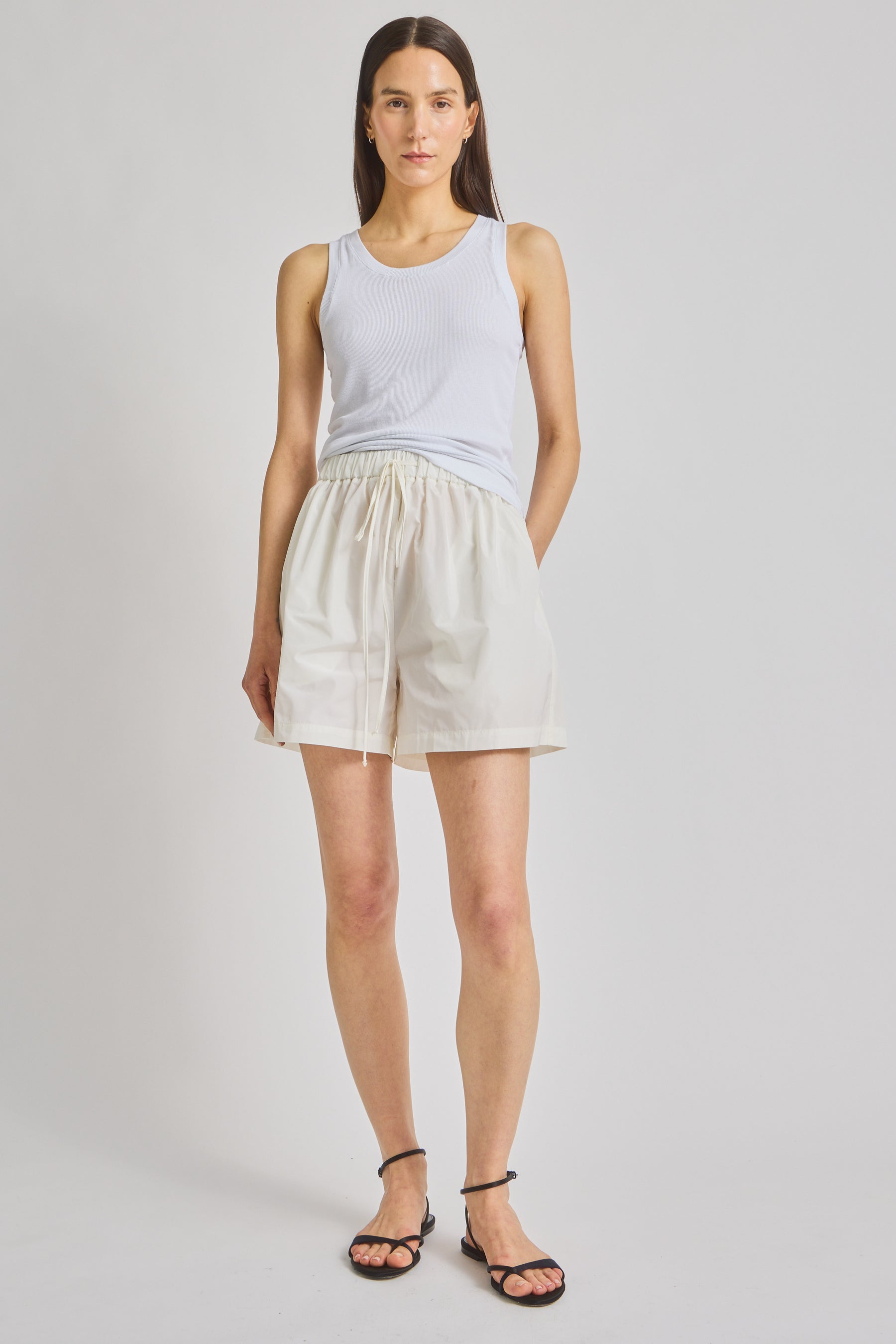 color-Off-White