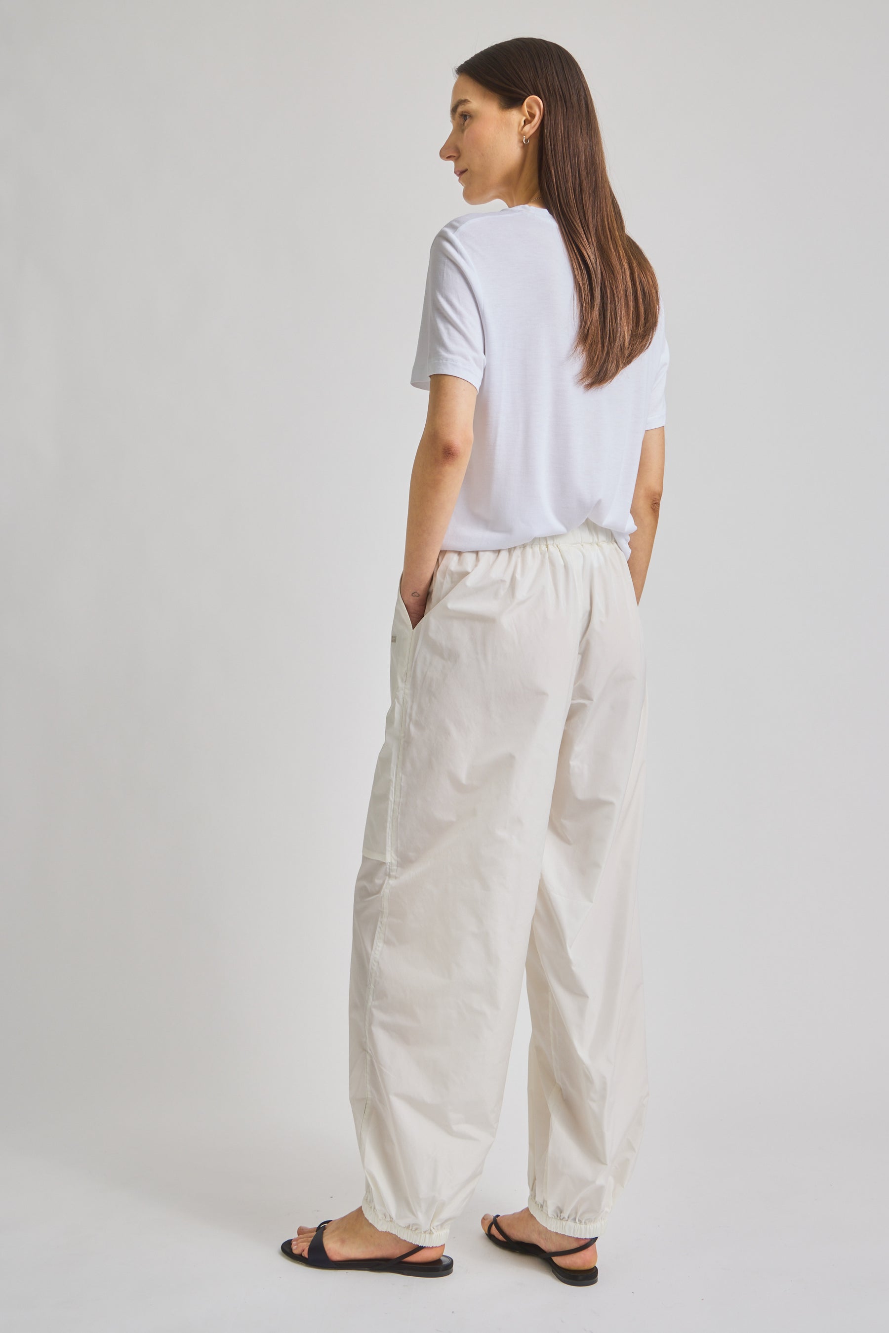 color-Off-White