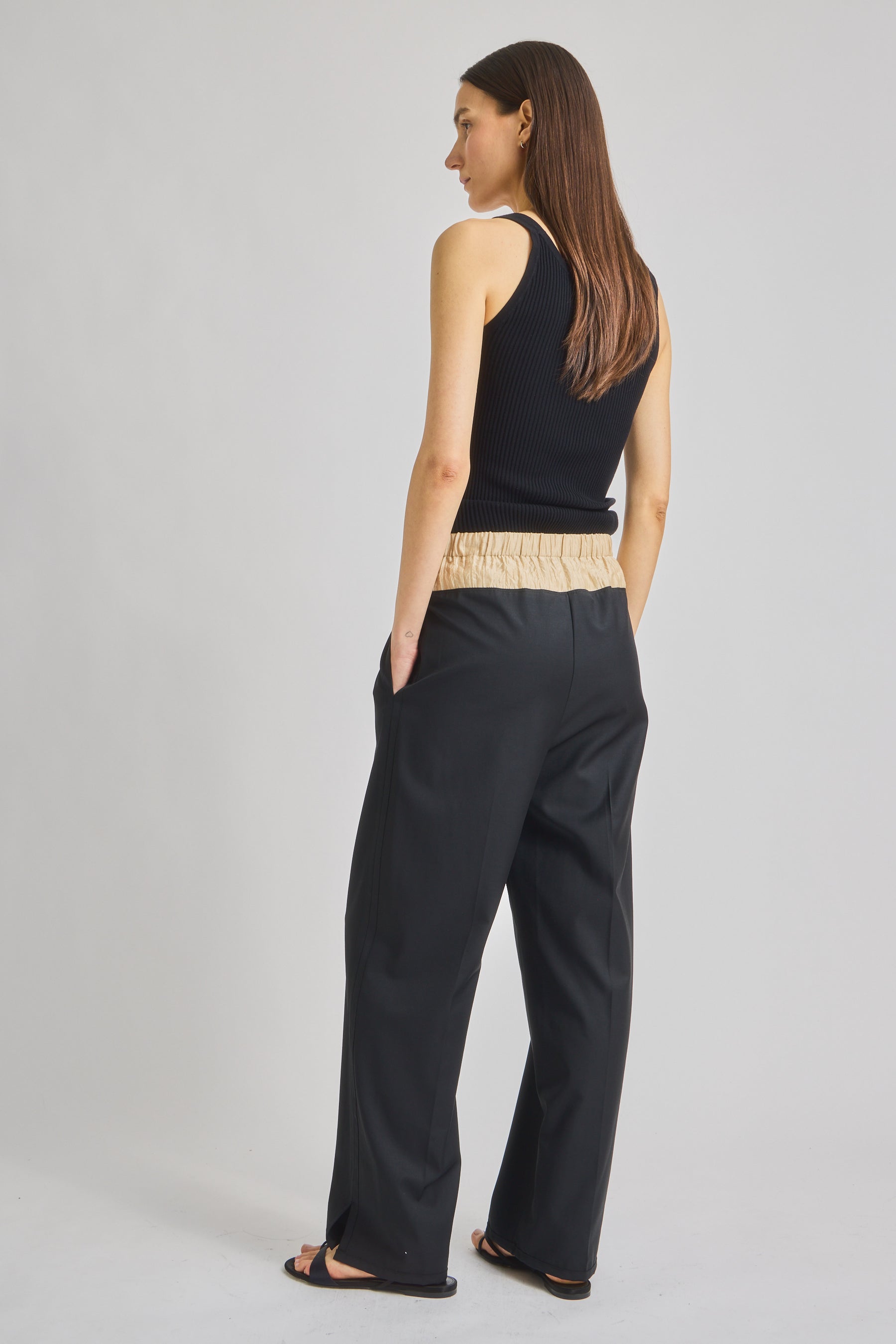 color-Black