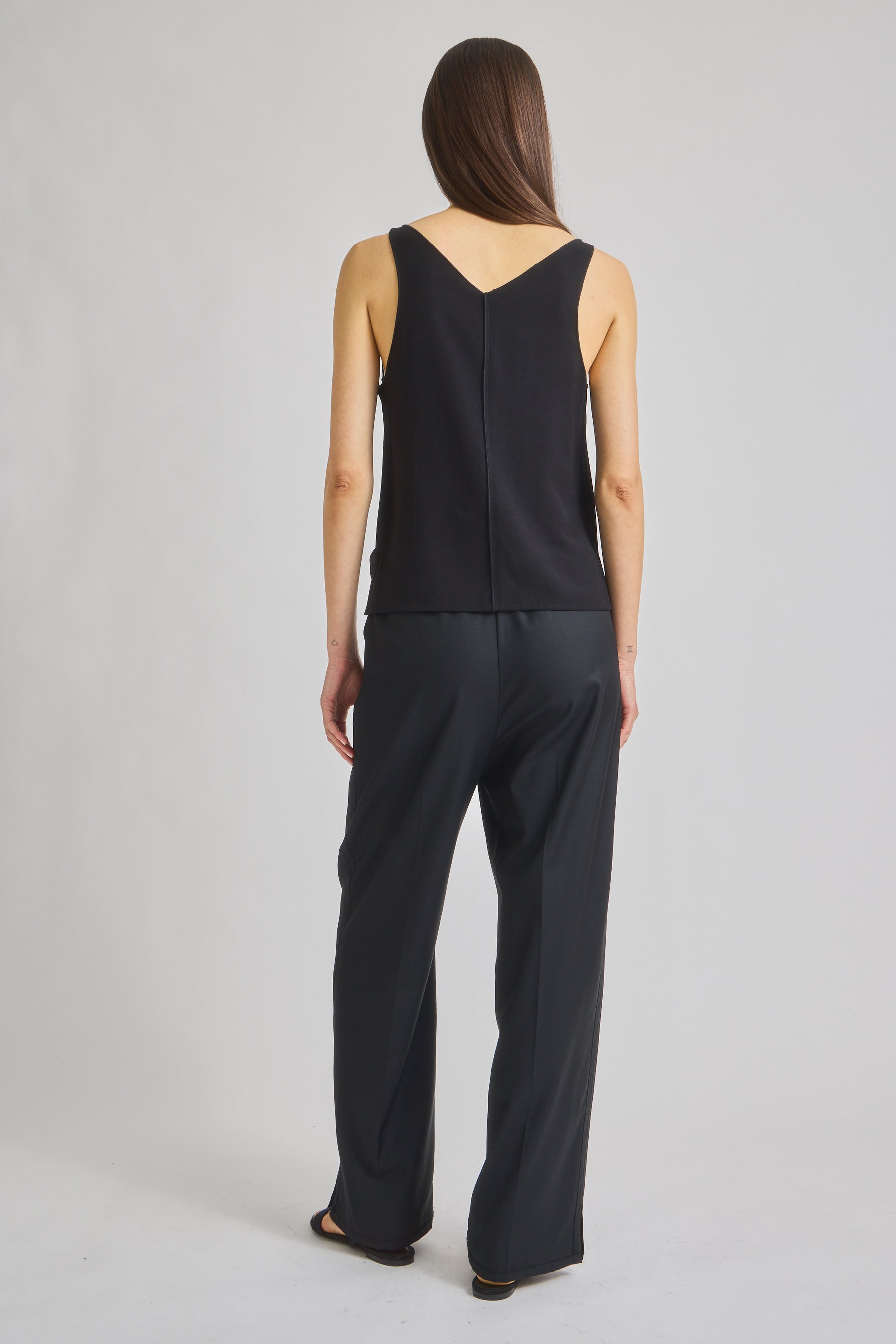 color-Black