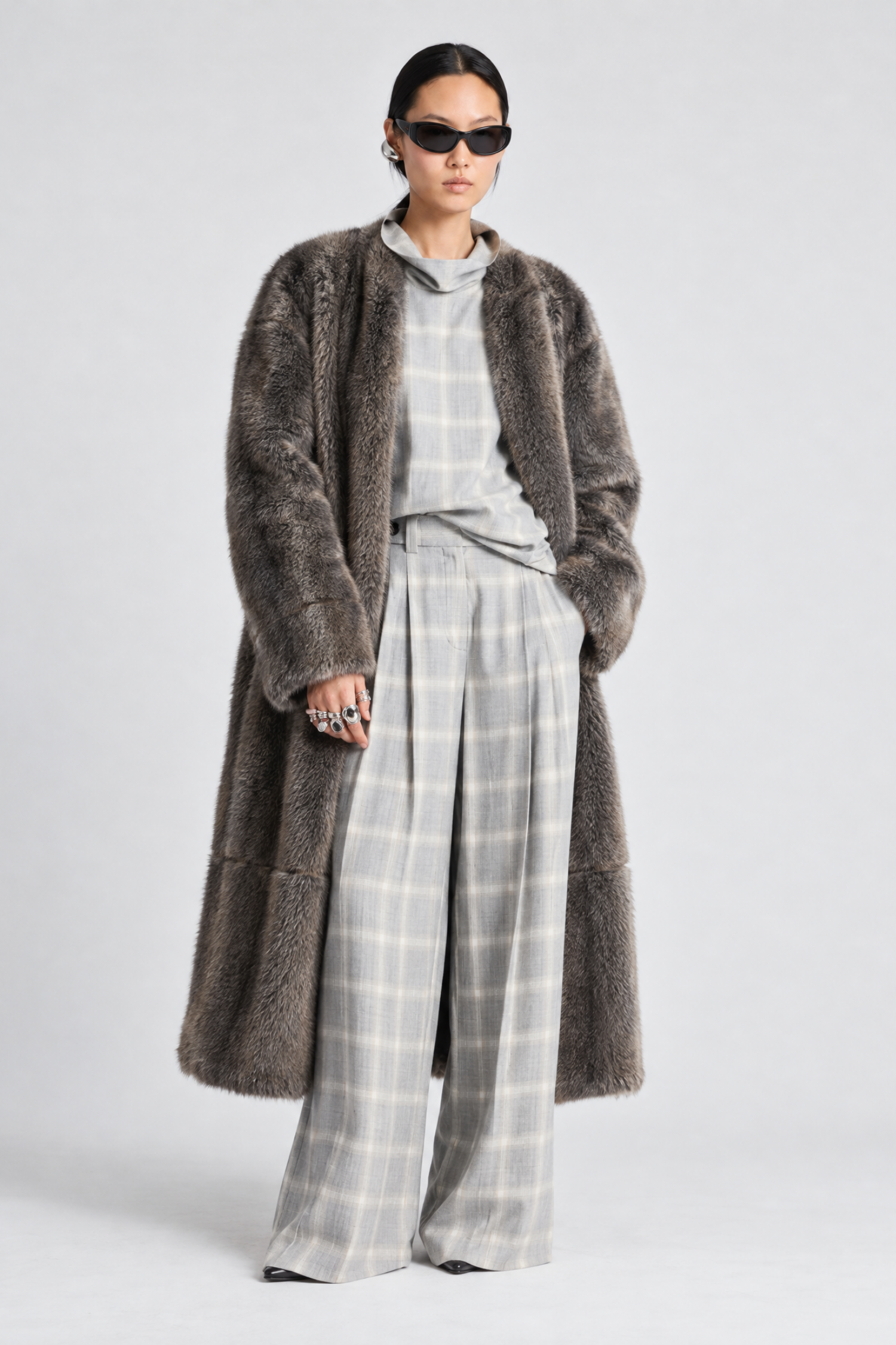 color-Grey/White